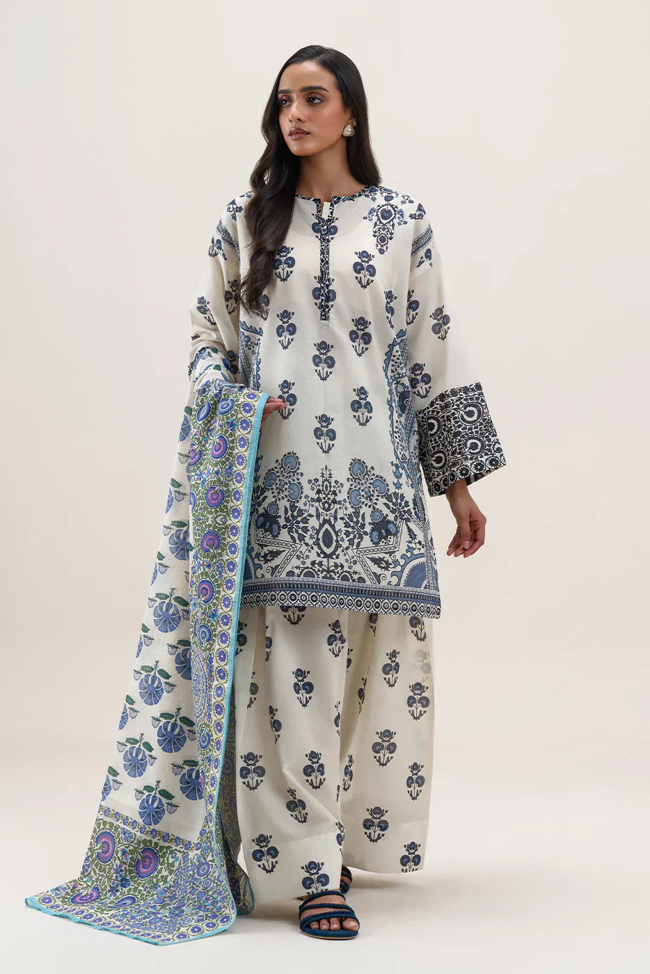 Beechtree Printed Blended Lawn Suit SUZANI ALLURE FAR0024