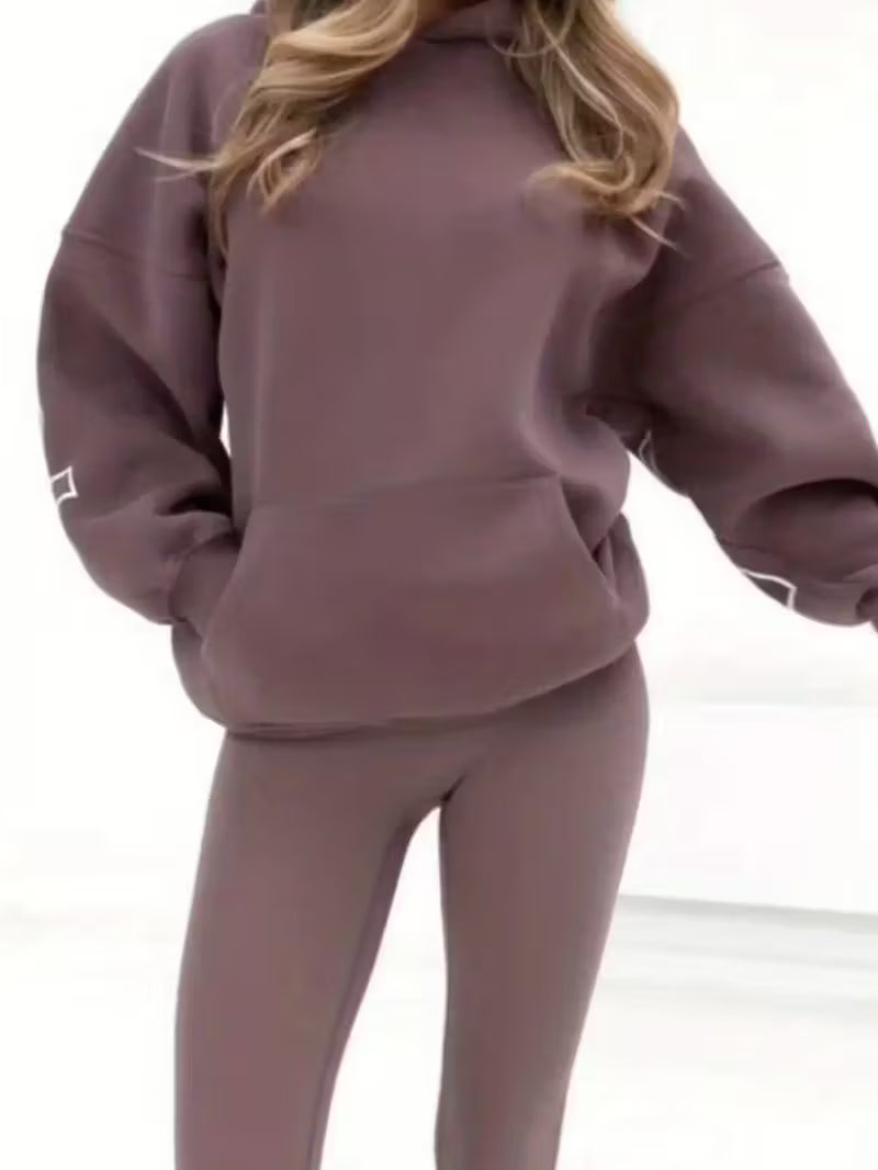 Women's Thick Hooded Sweatshirt - Oversized Loose Fit Long Sleeve Letter Print Pullover FAR0033