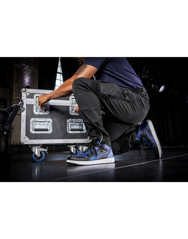 Frontcourt Blue/Black Mid S3L ESD WAH0063