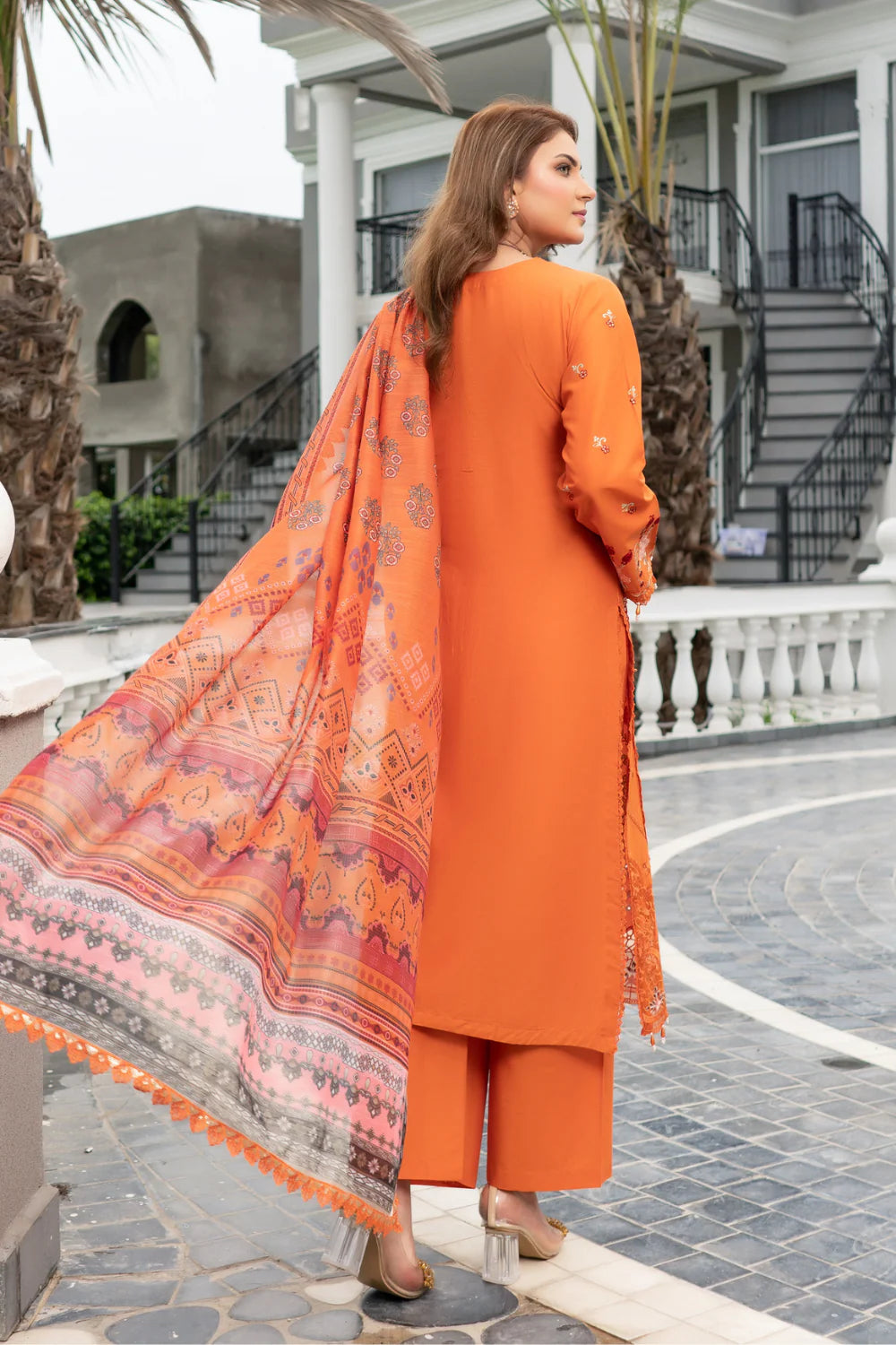 Munira Designer Embroidered Cotton Chikankari Suit FAR0003